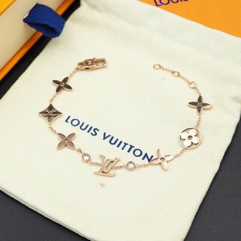 LV Bracelet 08yxq33